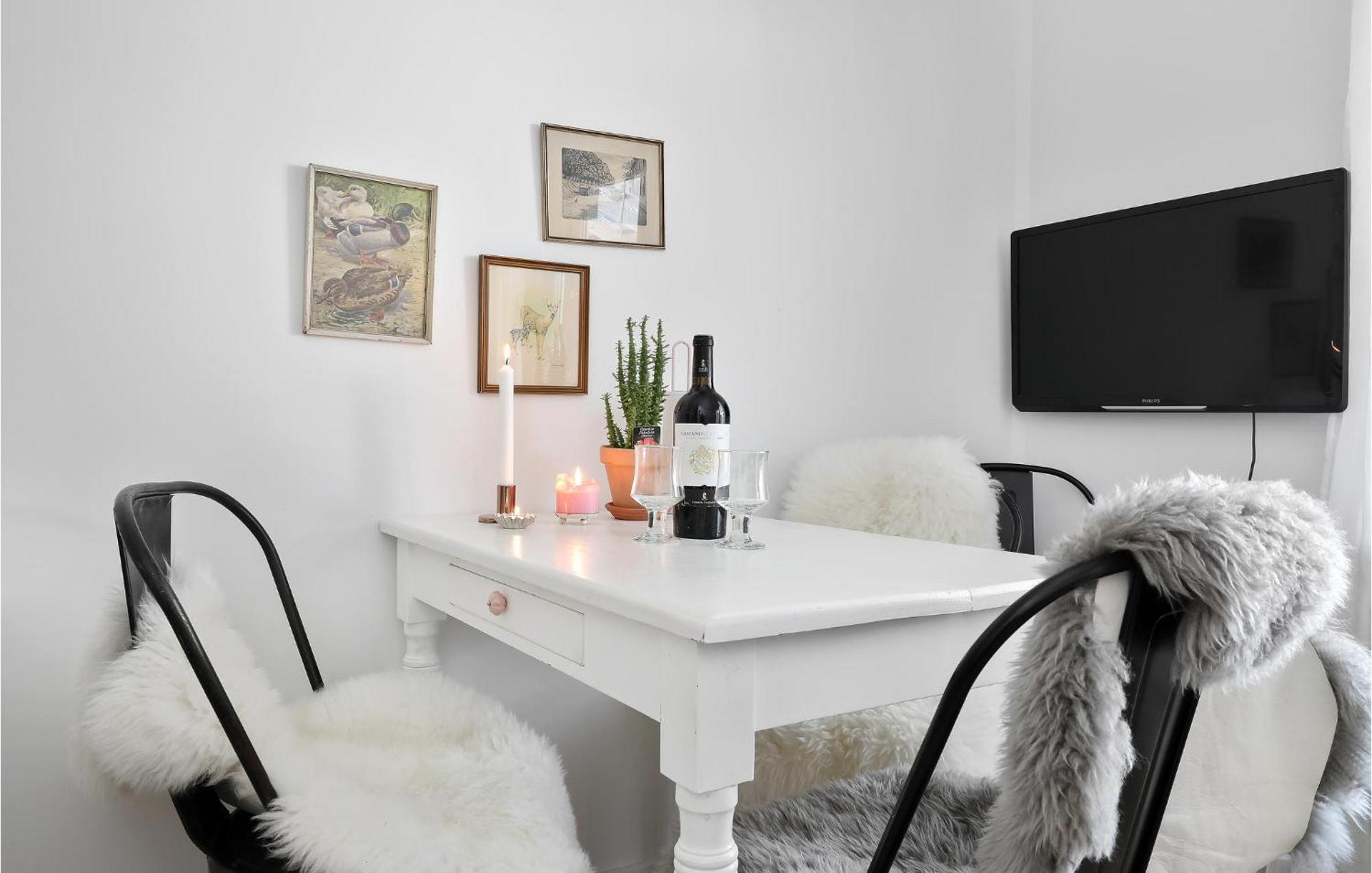 Beautiful Apartment In Nexo Екстер'єр фото